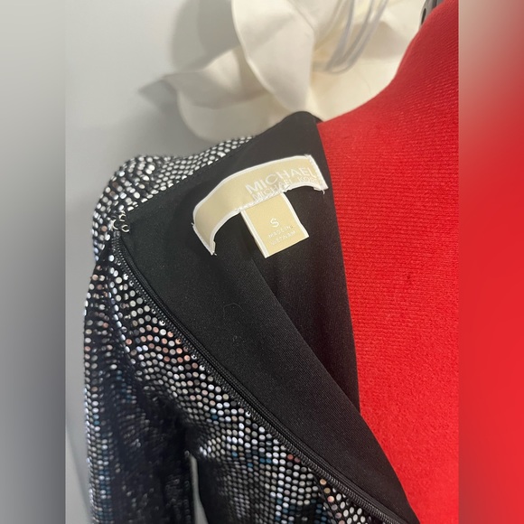 Michael Kors Silver Mini Dress. New. Size Small. Long Sleeves. - Picture 3 of 3